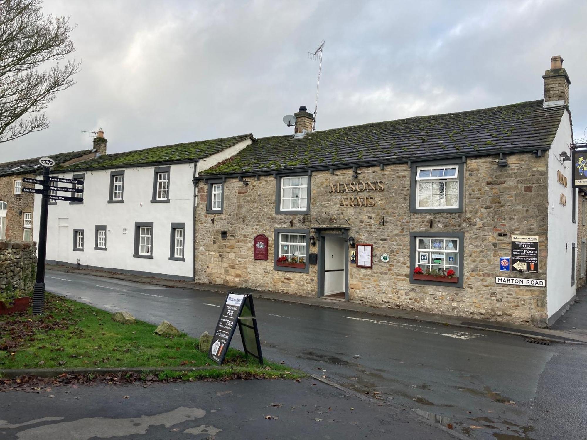 Masons Arms Hotel การ์เกรฟ ภายนอก รูปภาพ