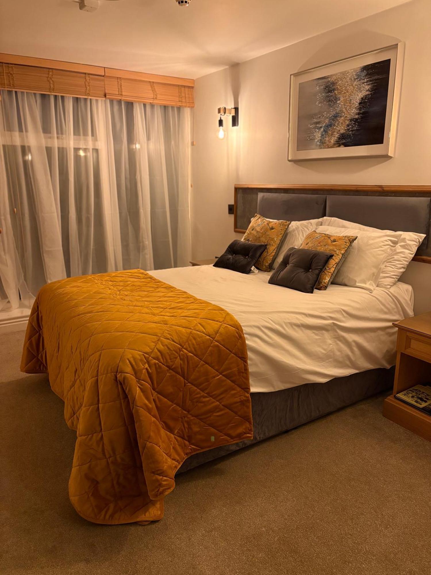 Masons Arms Hotel การ์เกรฟ ภายนอก รูปภาพ